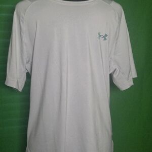 Under Armour Gray Short Sleeve Performance Tee with Small Logo
